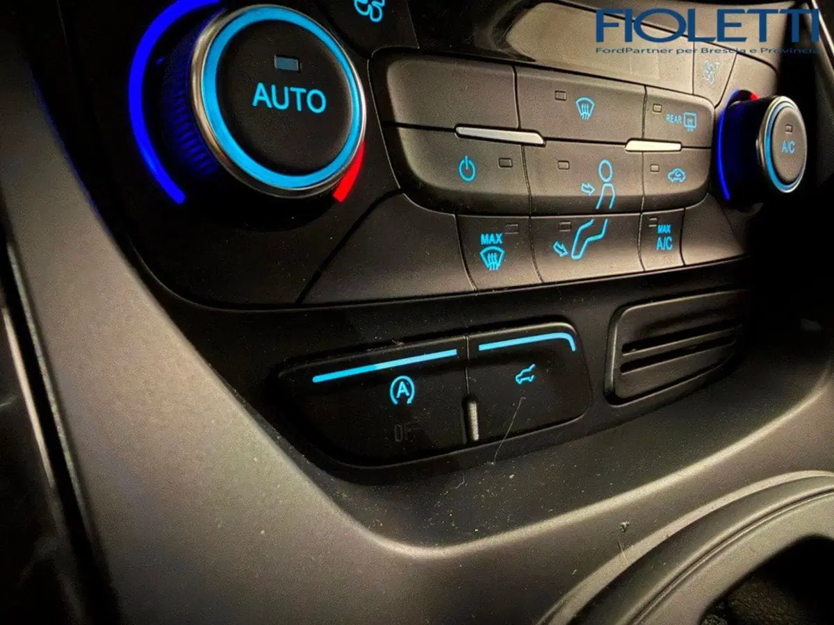 Ford Kuga usata a Brescia (12)
