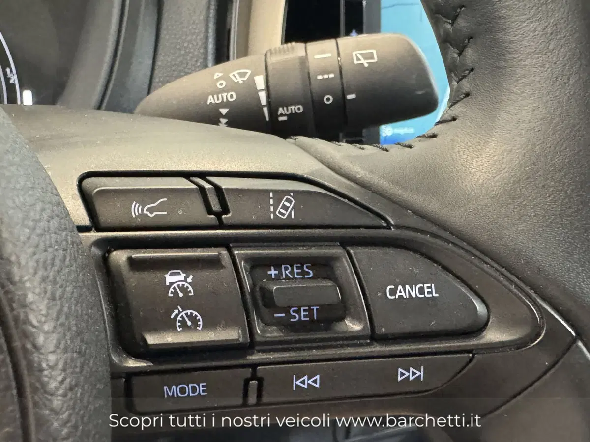 Toyota Aygo X usata a Brescia (11)