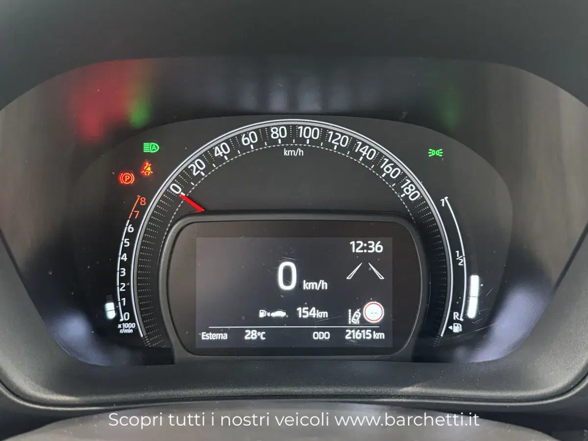 Toyota Aygo X usata a Brescia (14)