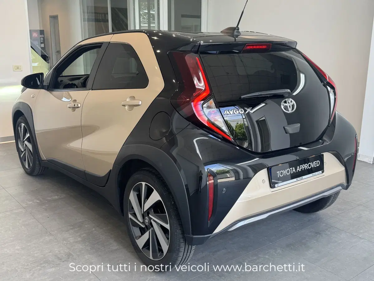 Toyota Aygo X usata a Brescia (4)