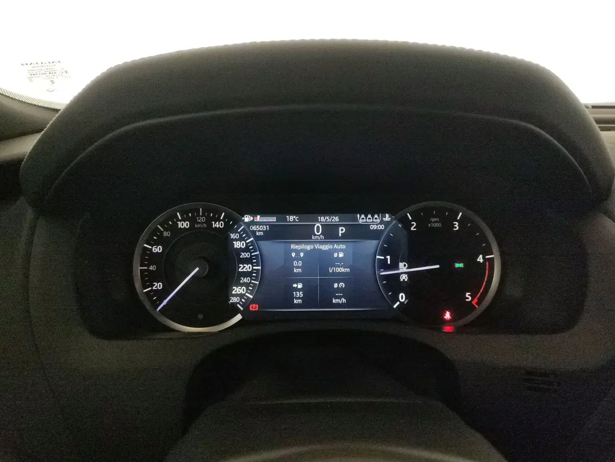 Jaguar XE usata a Alessandria (13)