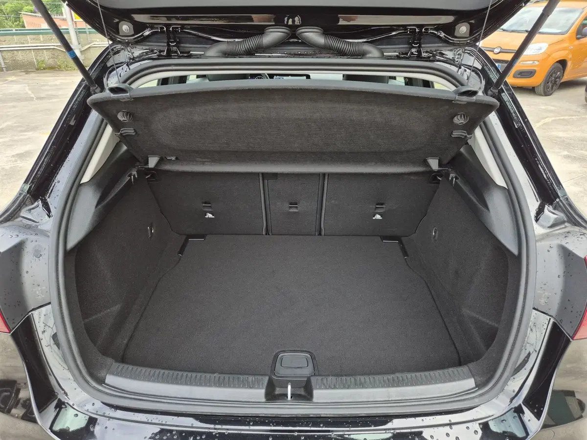 Mercedes-Benz Classe A usata  (12)