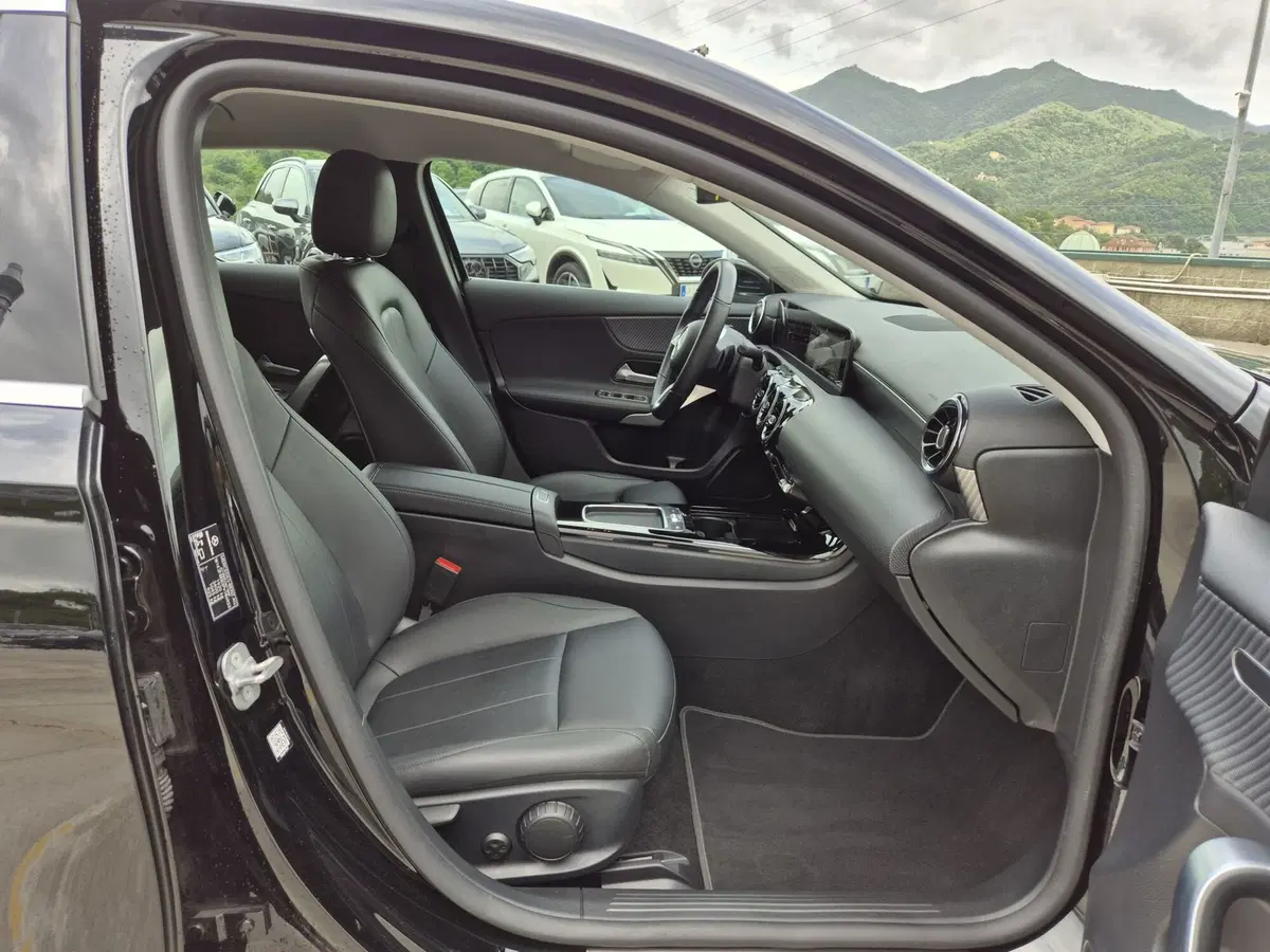 Mercedes-Benz Classe A usata  (9)