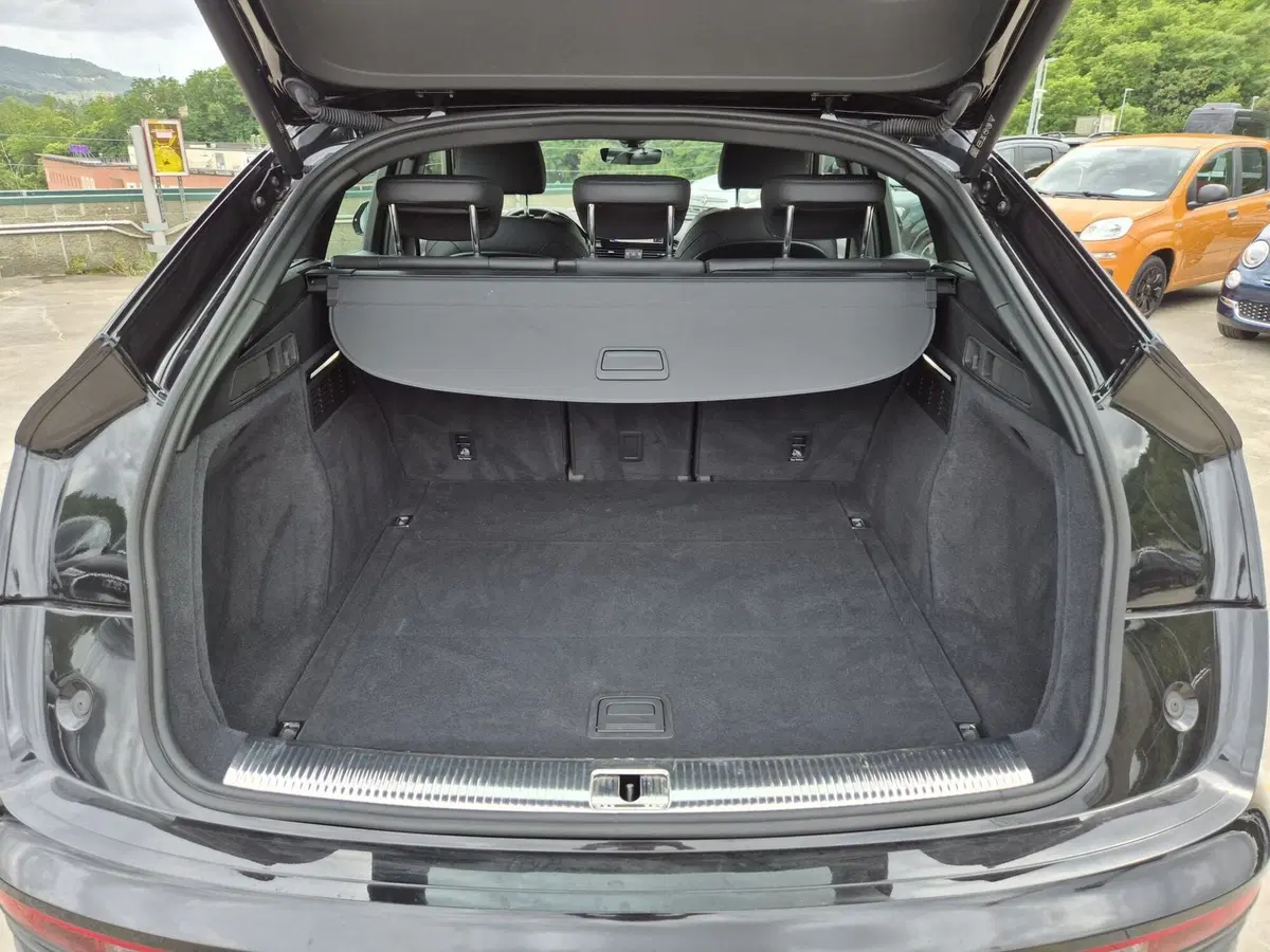 Audi Q5 Sportback usata  (12)