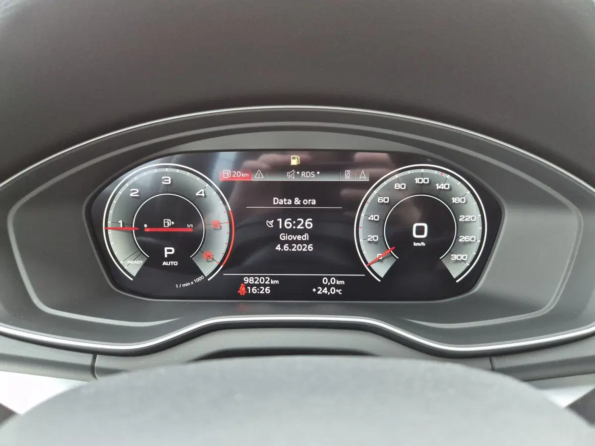 Audi Q5 Sportback usata  (14)