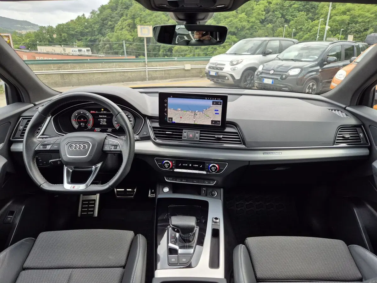 Audi Q5 Sportback usata  (8)
