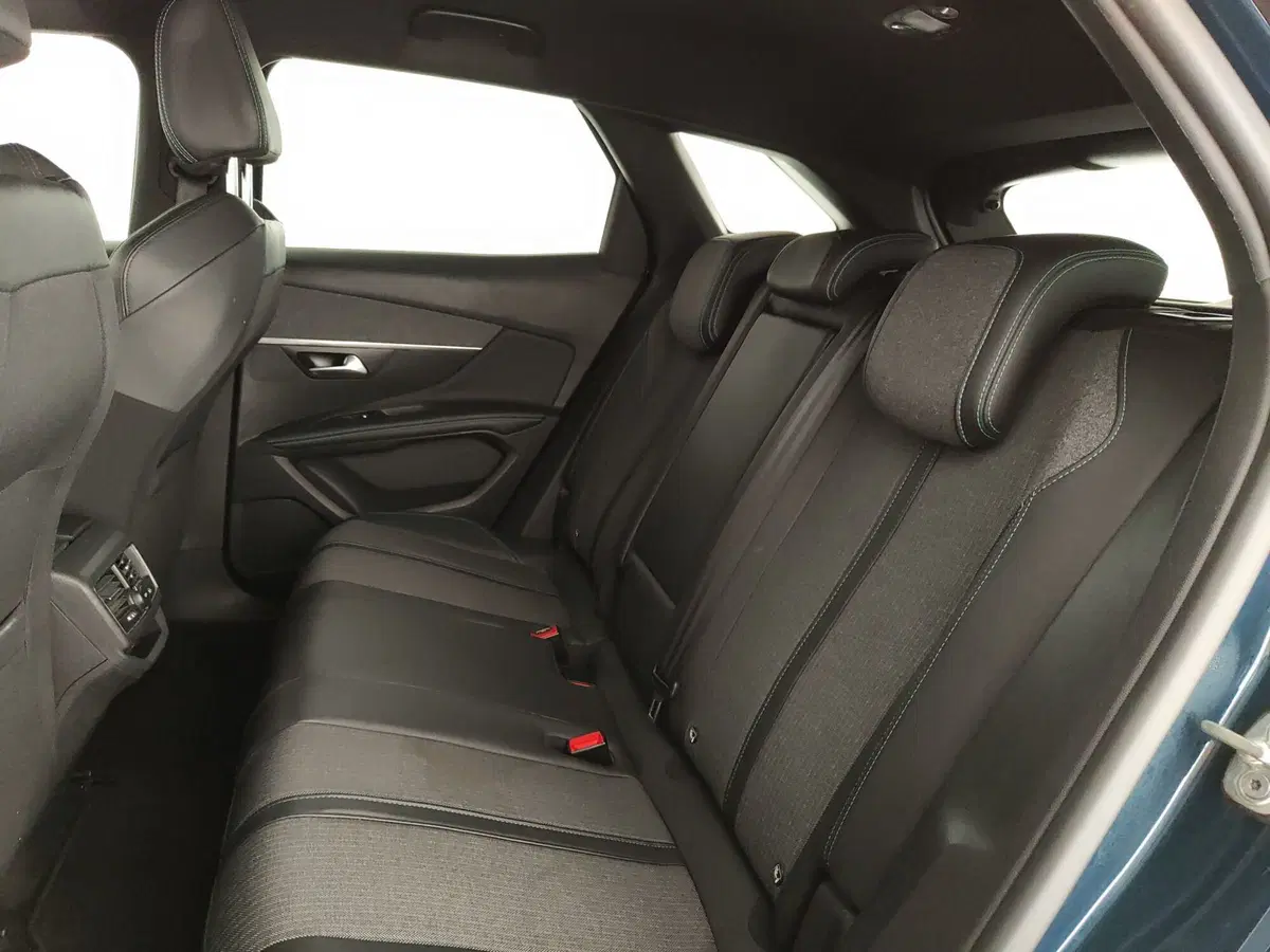 Peugeot 3008 usata a Caserta (19)