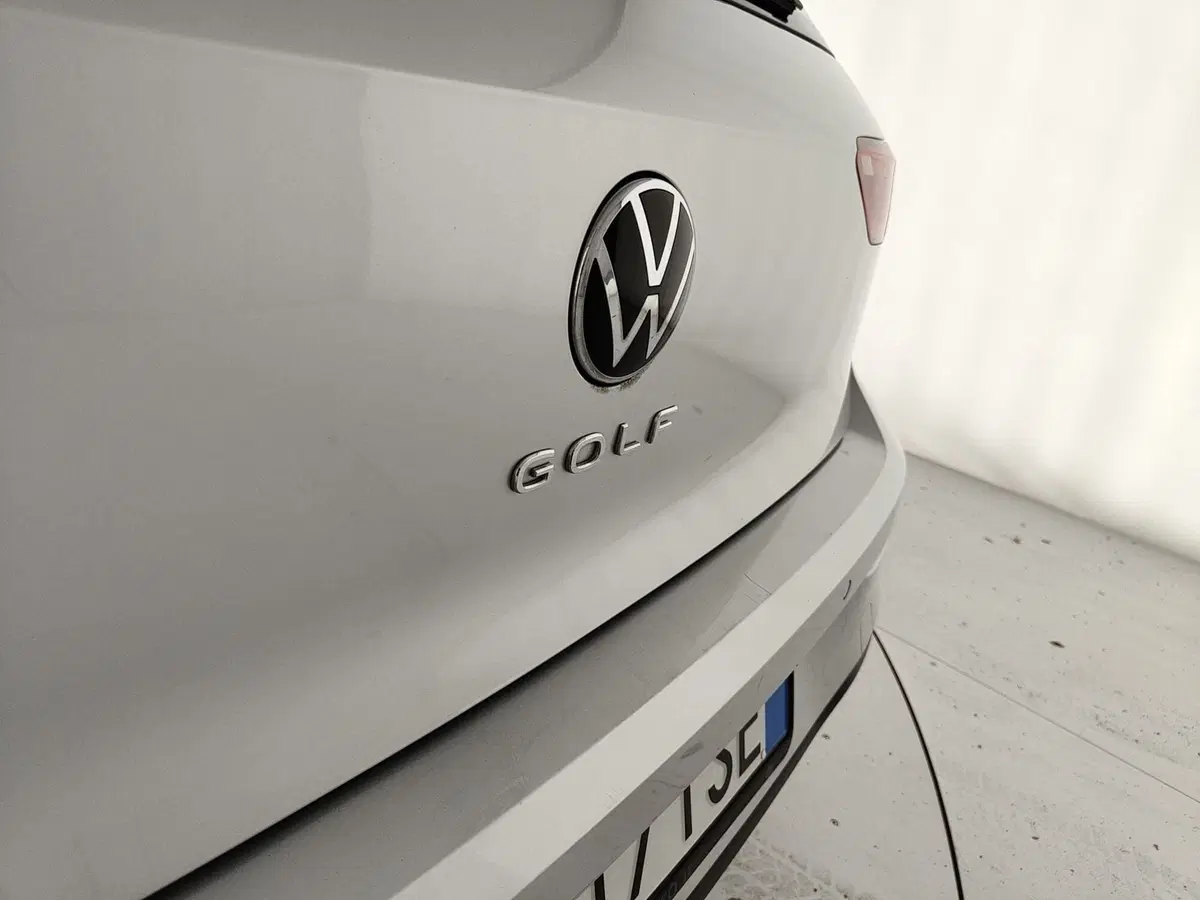 Volkswagen Golf usata a Caserta (10)