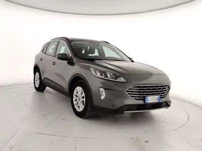 Ford Kuga 1.5 EcoBlue 120 CV 2WD Titanium del 2022 usata a Caserta