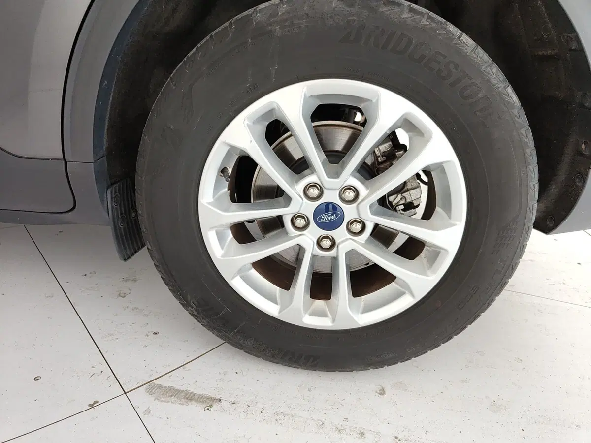 Ford Kuga usata a Caserta (11)
