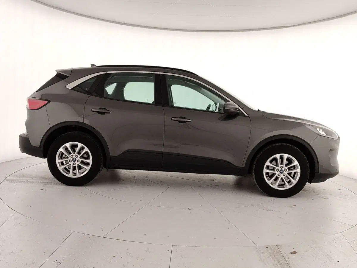 Ford Kuga usata a Caserta (7)