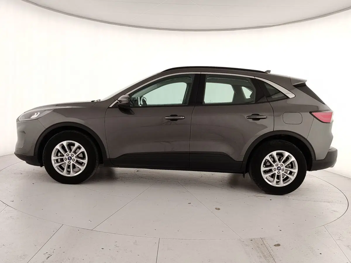 Ford Kuga usata a Caserta (8)