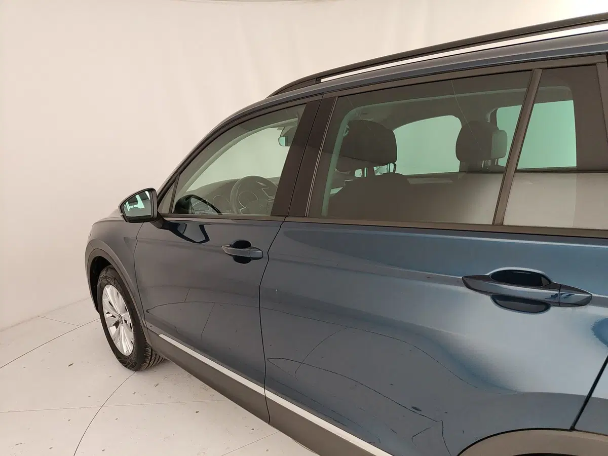 Volkswagen Tiguan usata a Caserta (12)