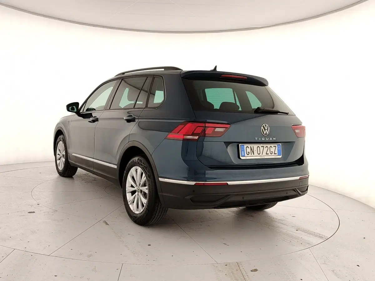 Volkswagen Tiguan usata a Caserta (4)