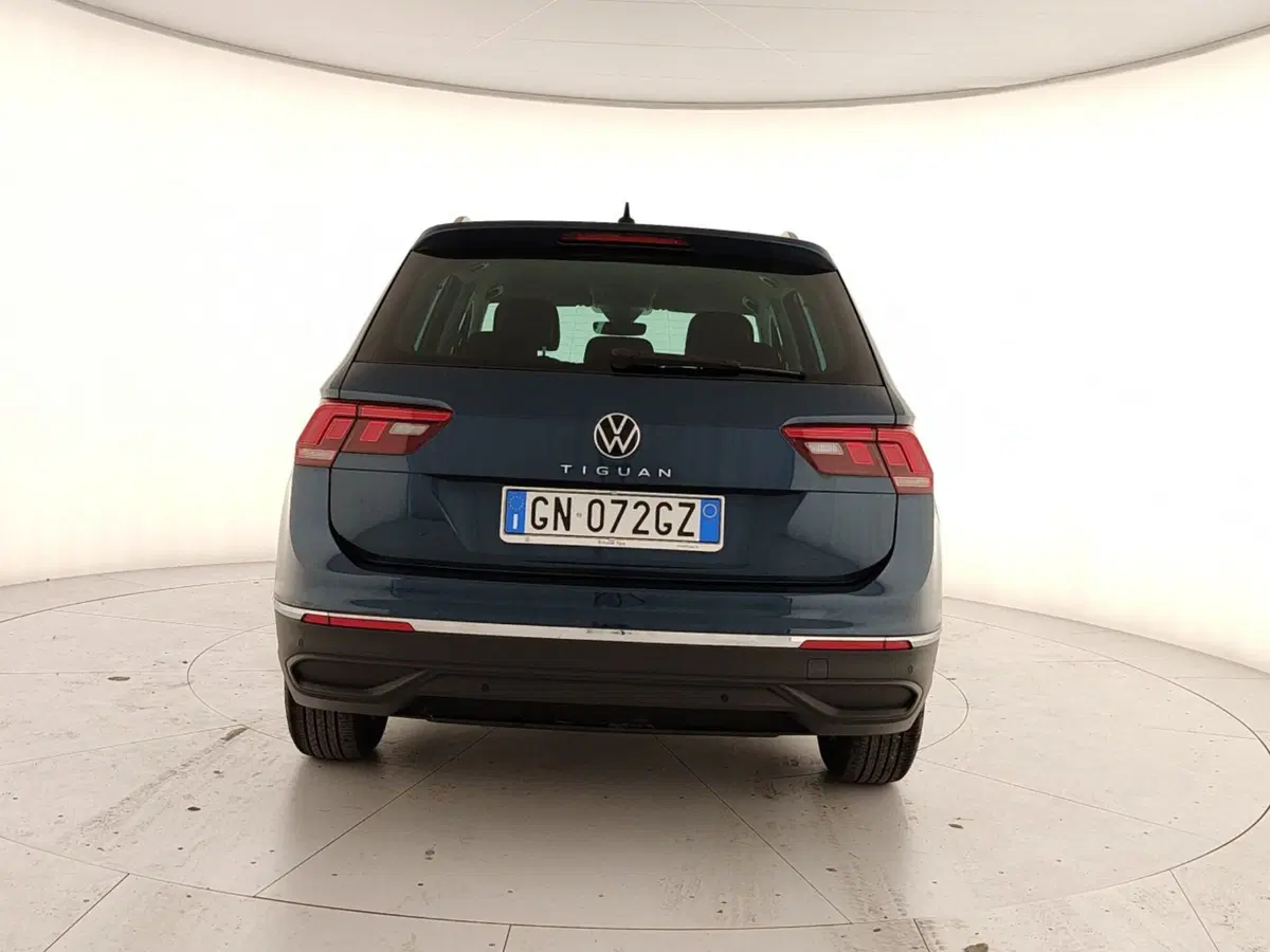 Volkswagen Tiguan usata a Caserta (5)