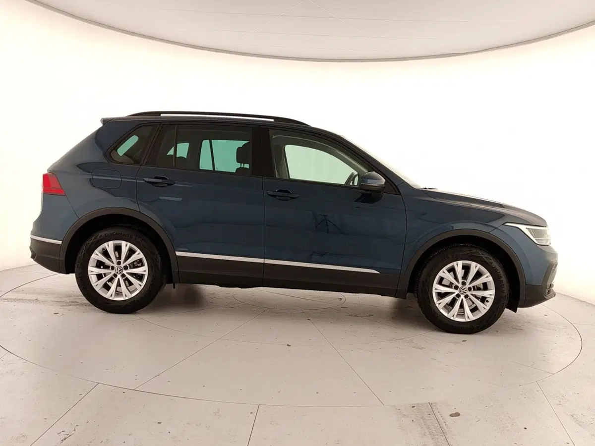Volkswagen Tiguan usata a Caserta (7)