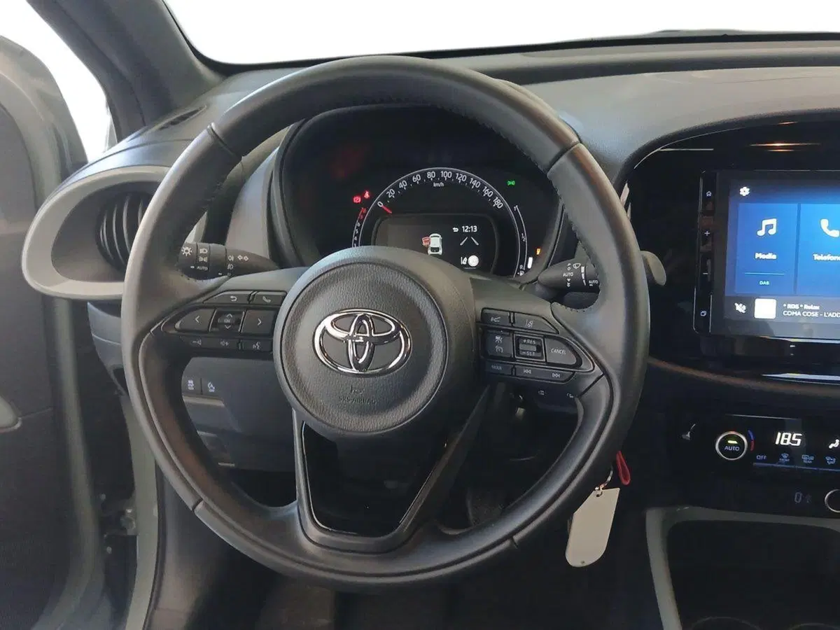 Toyota Aygo X usata a Agrigento (8)