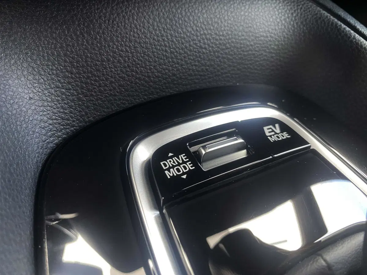 Toyota Corolla Touring Sports nuova a Treviso (16)