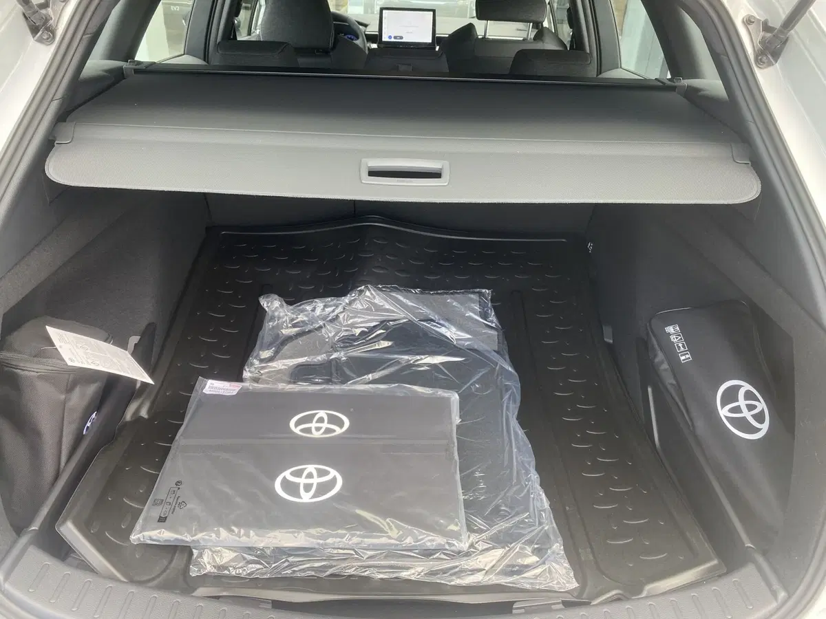 Toyota Corolla Touring Sports nuova a Treviso (20)