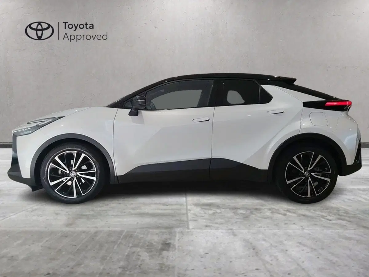 Toyota Toyota C-HR usata a Catania (3)