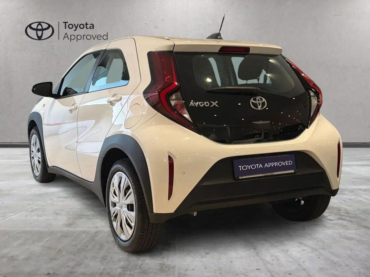 Toyota Aygo X usata a Catania (5)