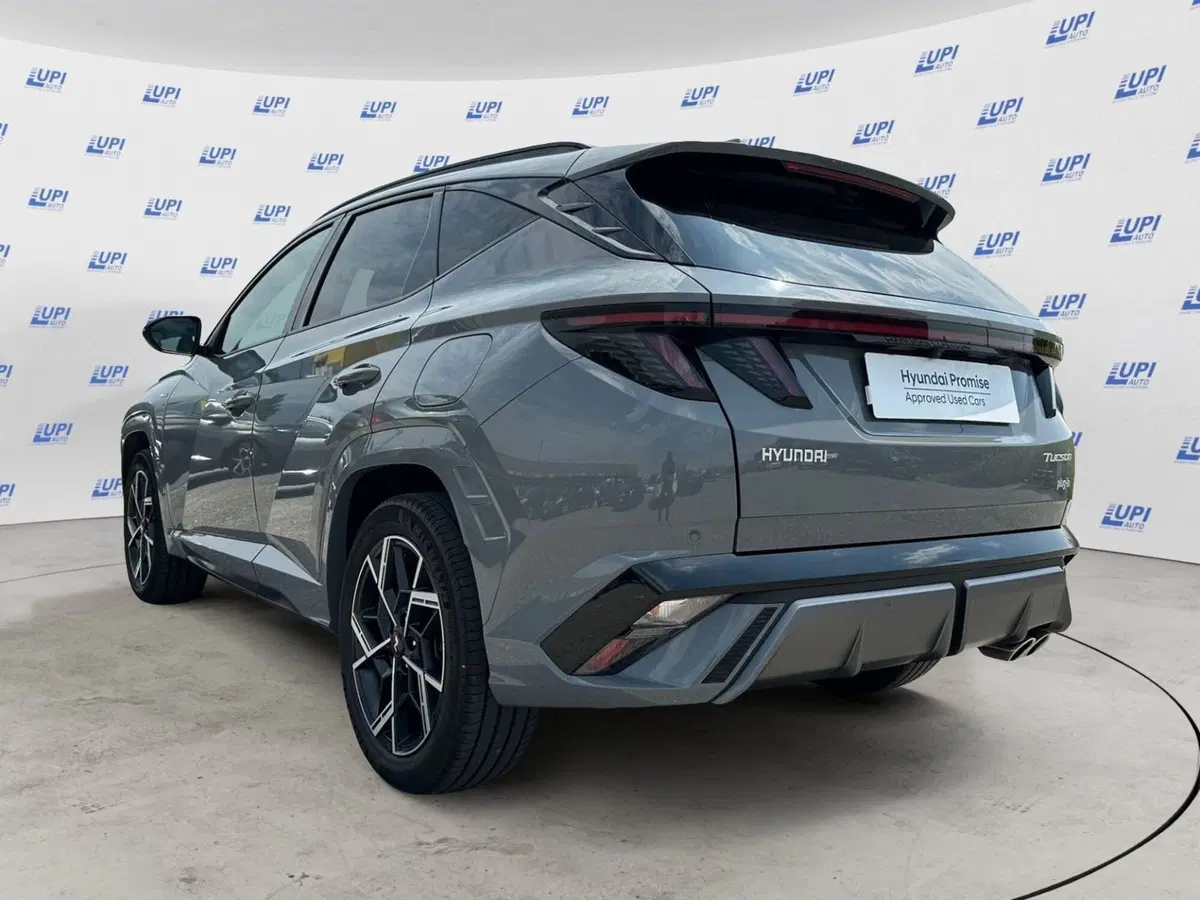 Hyundai Tucson nuova a Pistoia (4)