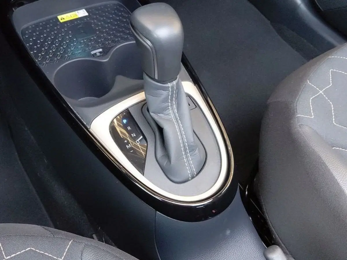 Toyota Aygo X usata a Cagliari (14)