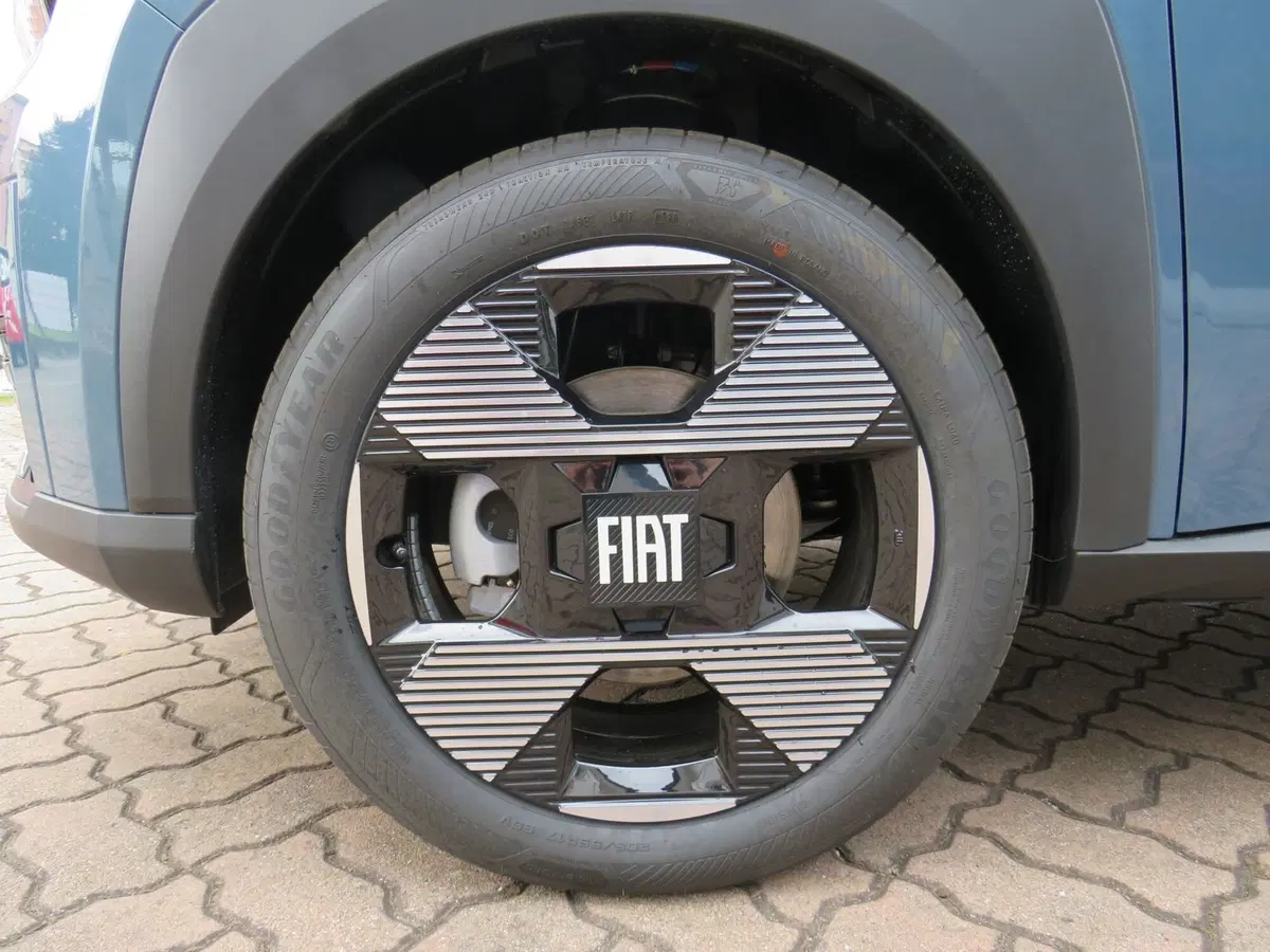 Fiat Grande Panda nuova a Monza e Brianza (13)