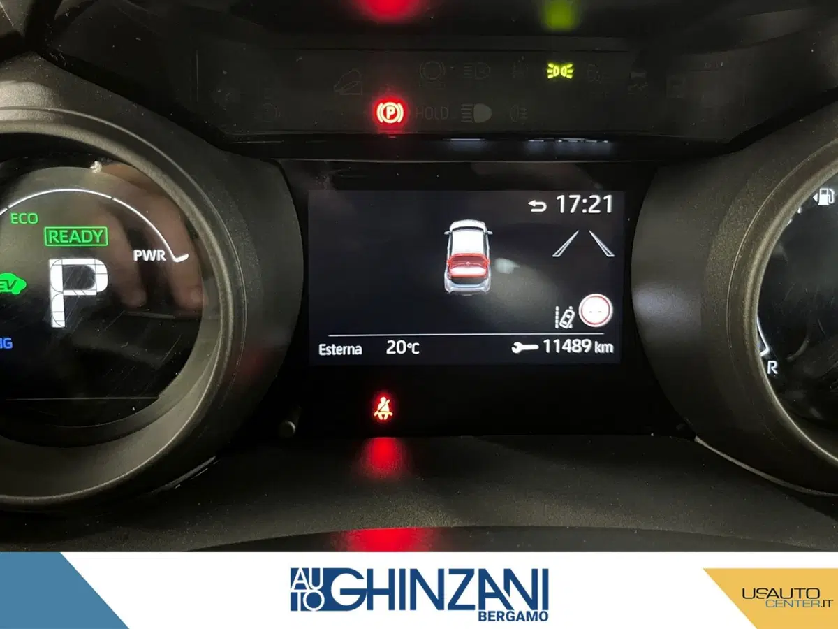 Toyota Yaris Cross usata a Bergamo (12)