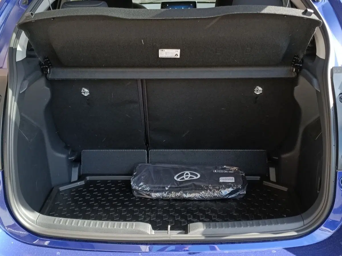 Toyota Yaris usata a Milano (5)