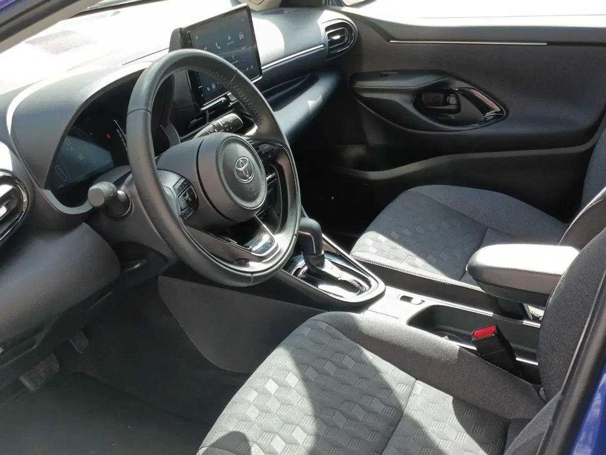 Toyota Yaris usata a Milano (6)