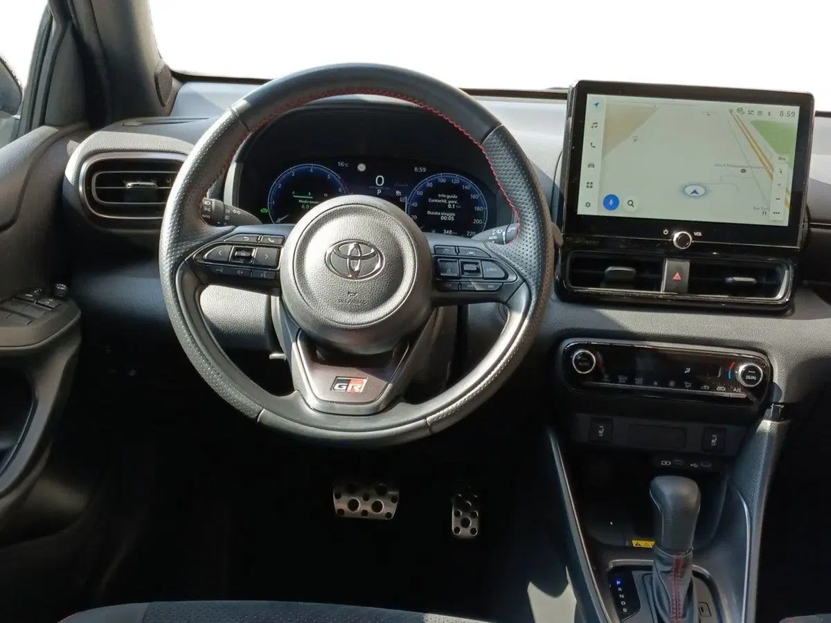 Toyota Yaris GR Sport usata a Milano (7)