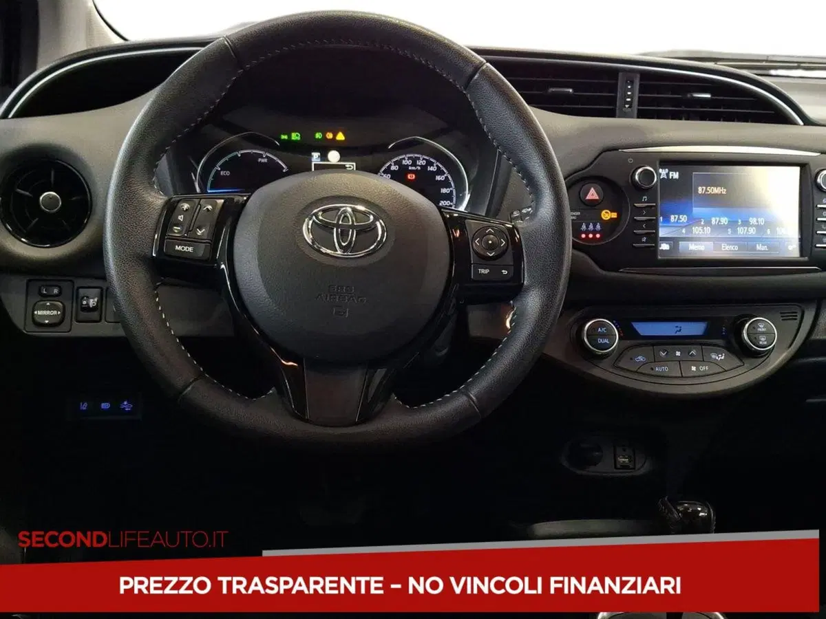 Toyota Yaris usata a Roma (12)