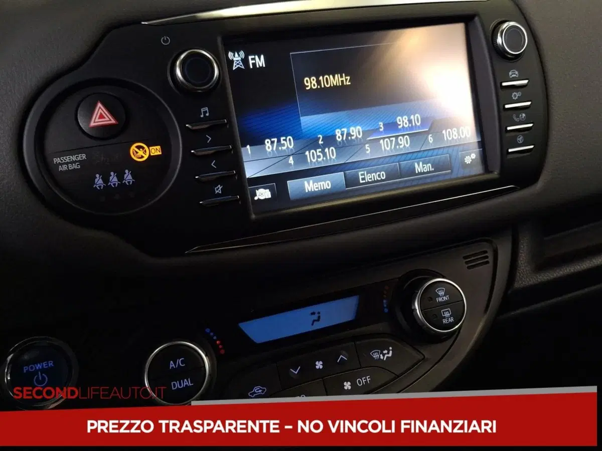 Toyota Yaris usata a Roma (14)