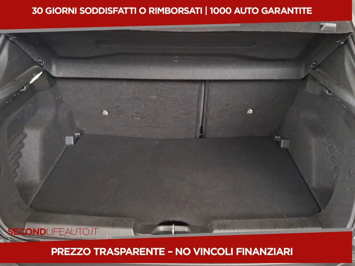 Jeep Avenger usata a Chieti (14)