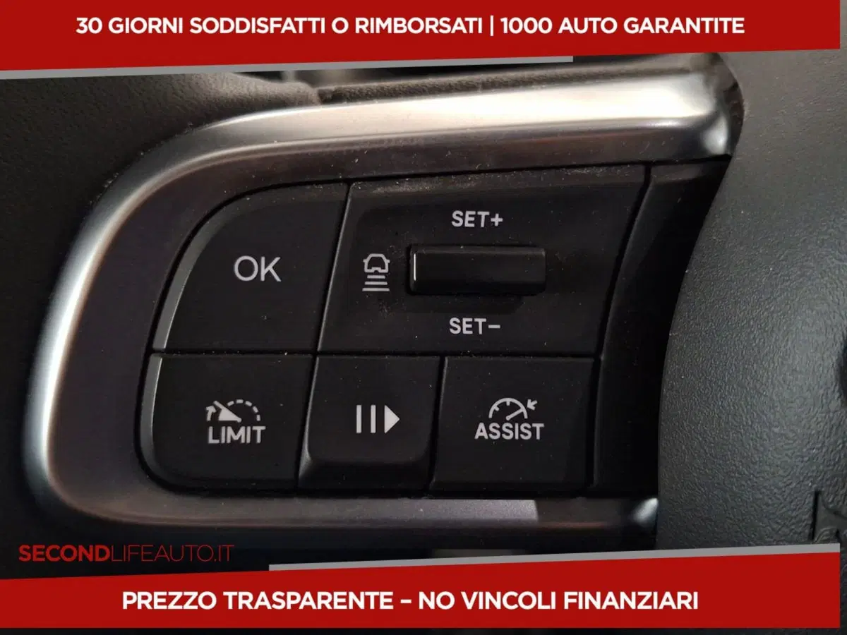 Jeep Avenger usata a Chieti (9)