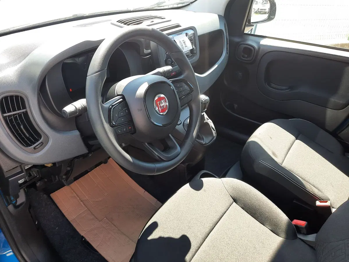 Fiat Pandina nuova a La Spezia (12)