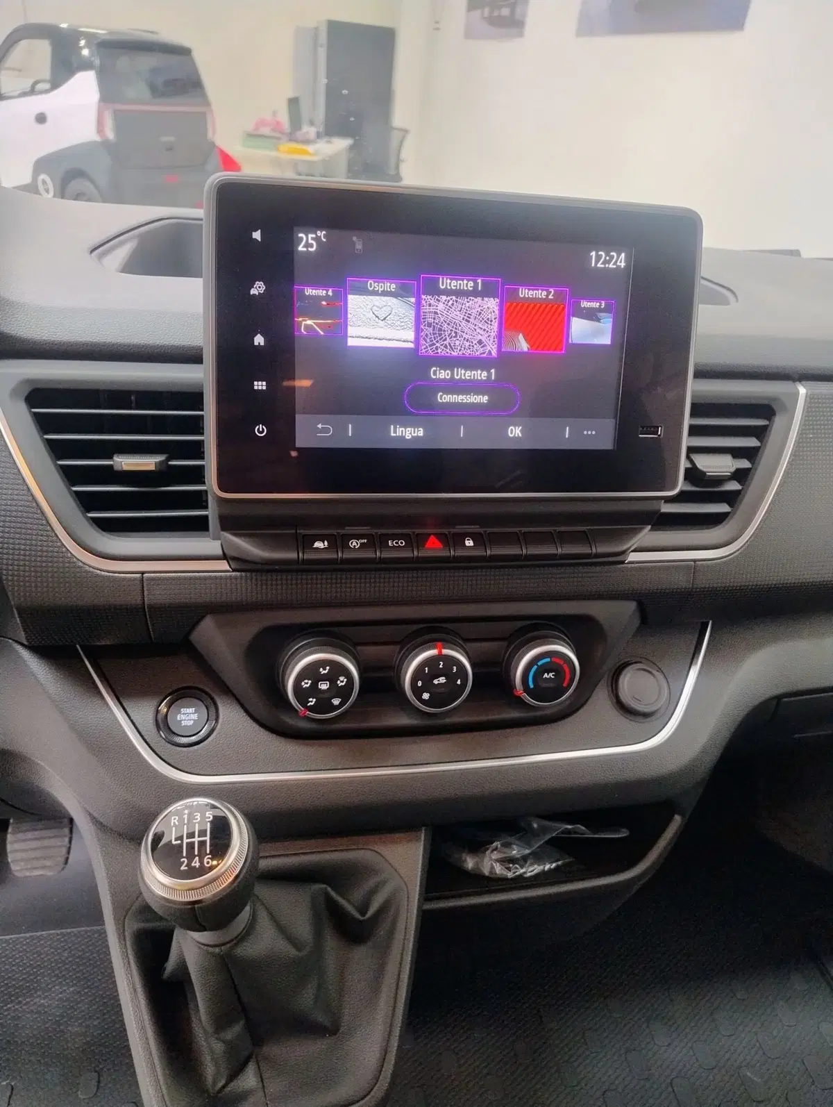 Nissan Primastar nuova a Bologna (15)