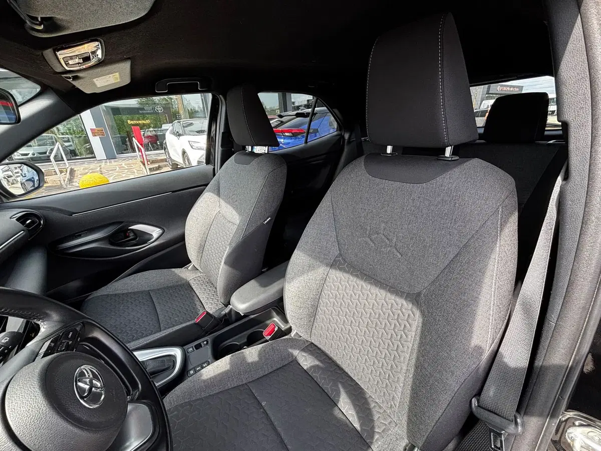 Toyota Yaris Cross usata a Modena (14)