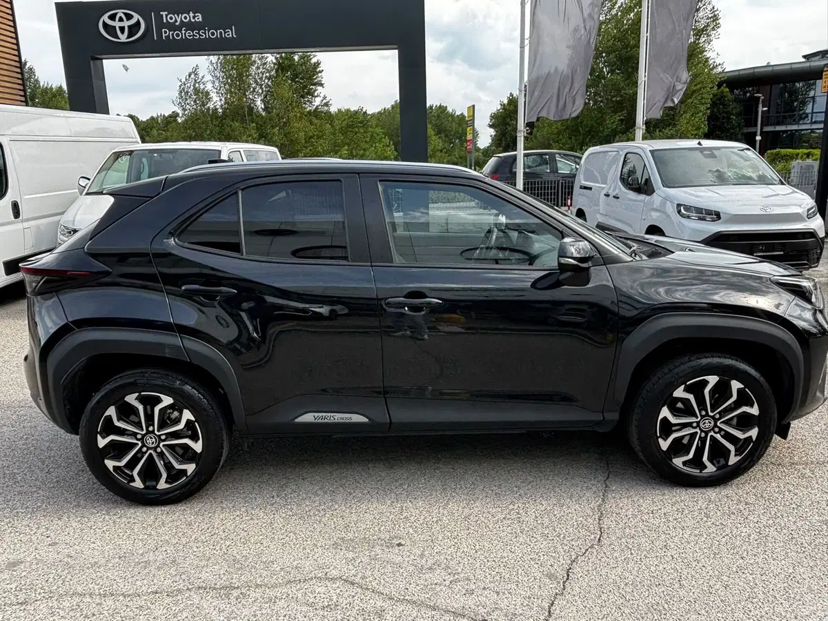 Toyota Yaris Cross usata a Modena (6)