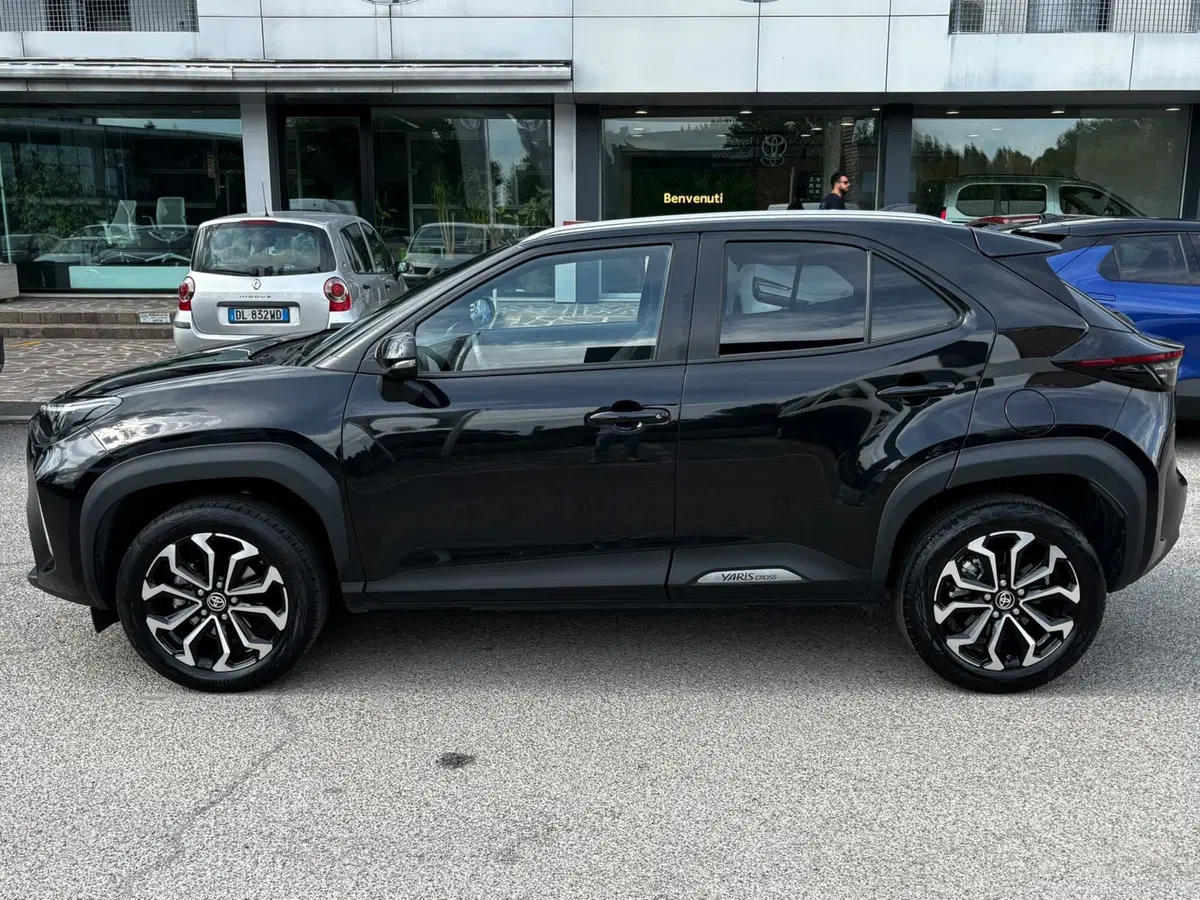 Toyota Yaris Cross usata a Modena (7)