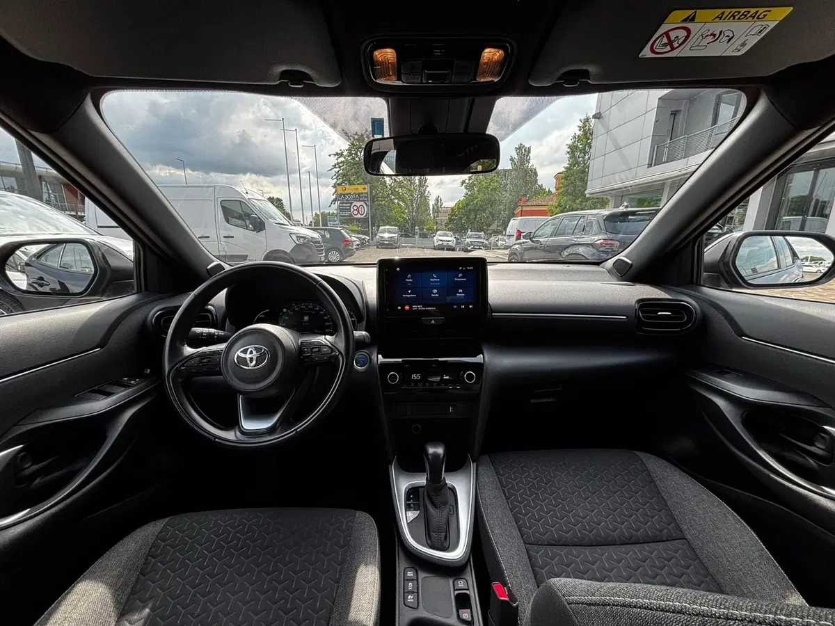 Toyota Yaris Cross usata a Modena (8)