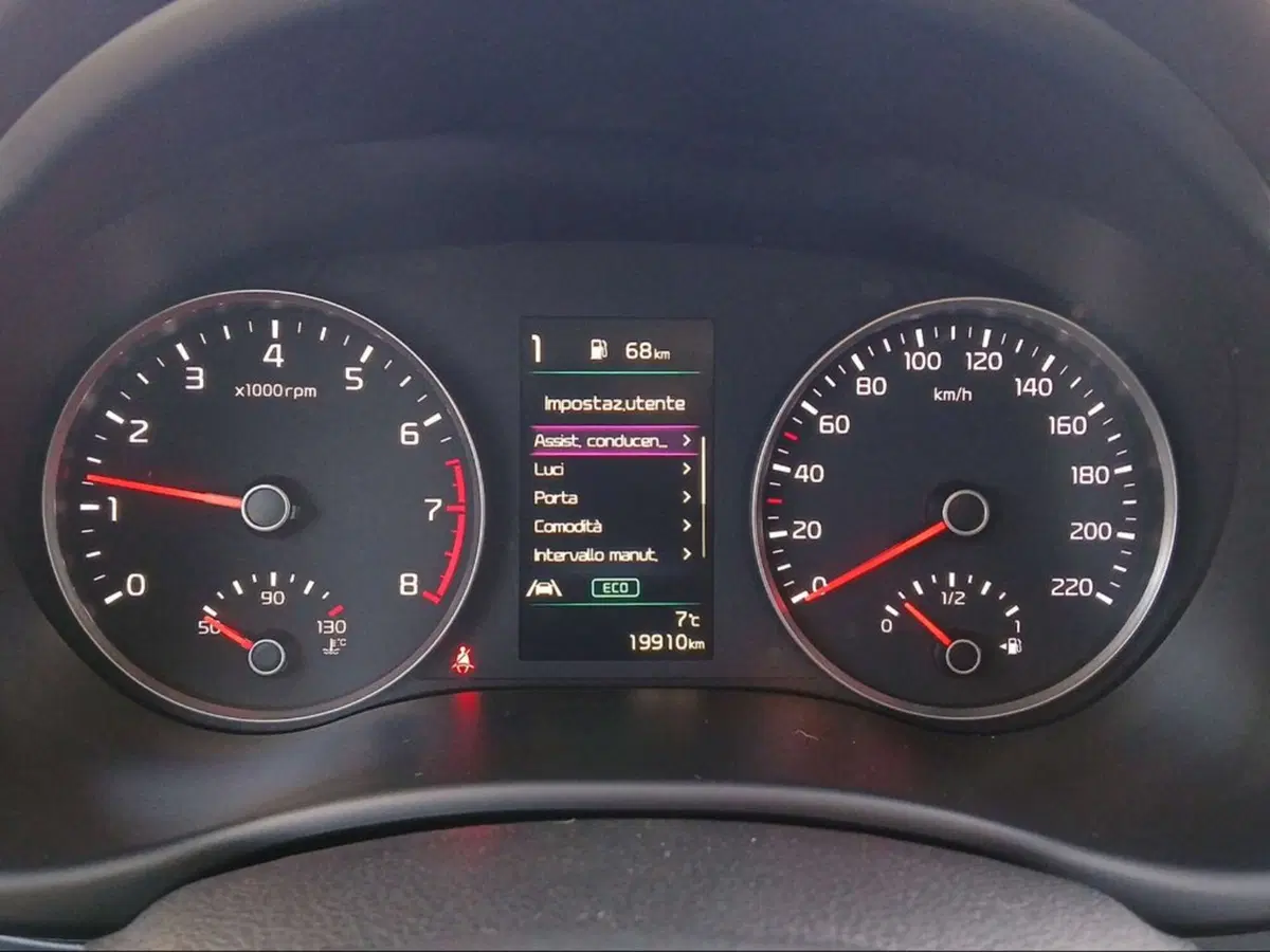 Kia Stonic usata a Firenze (7)