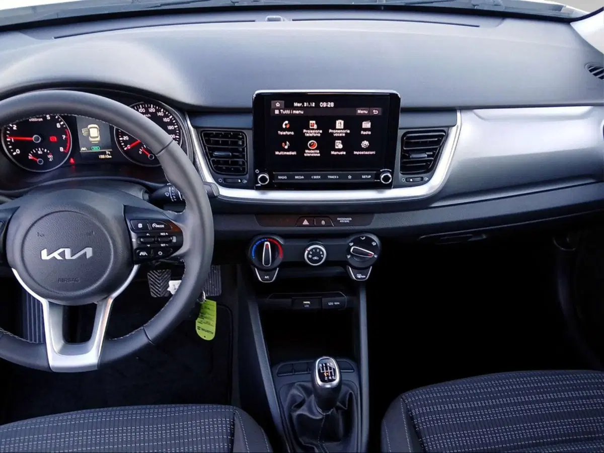 Kia Stonic usata a Firenze (9)