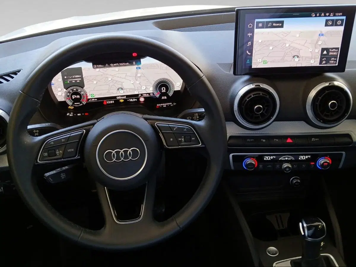 Audi Q2 usata a Pisa (8)
