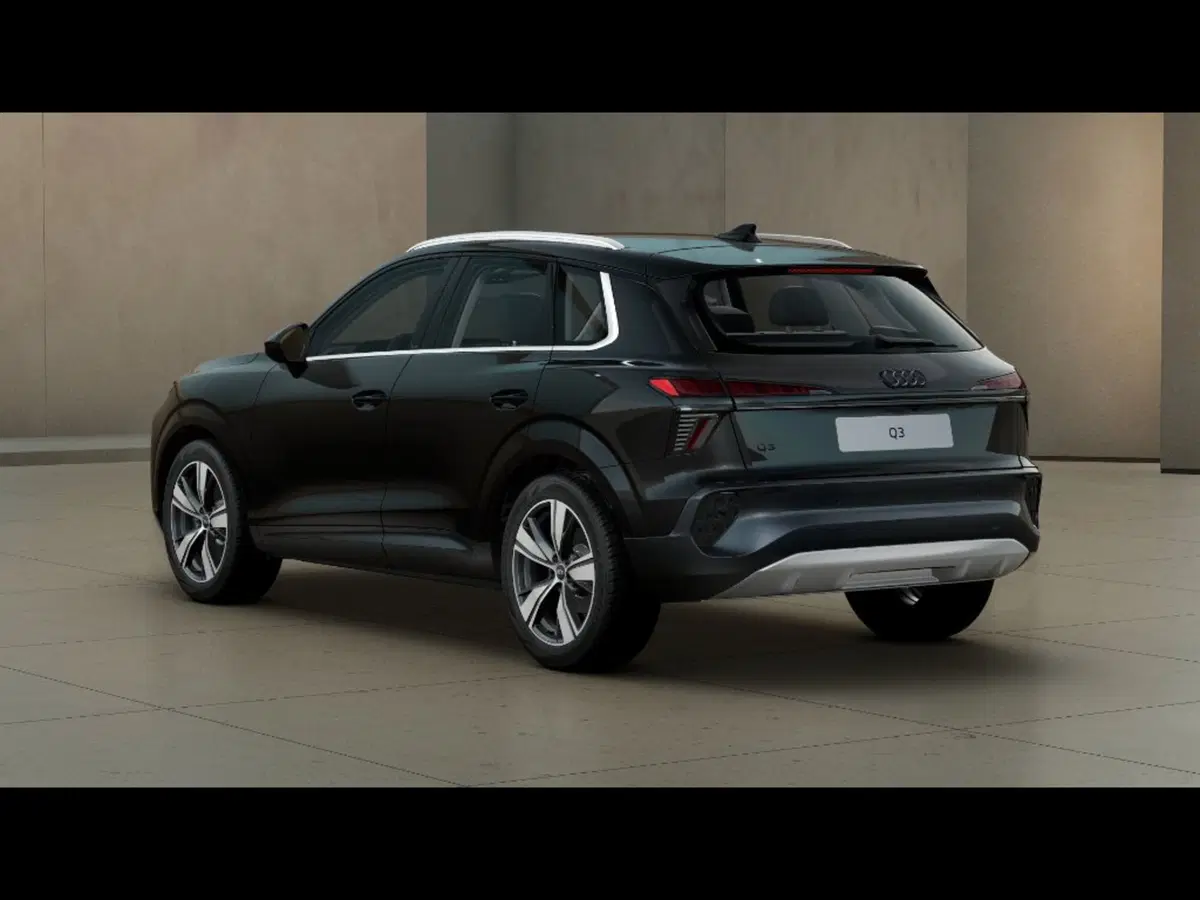 Audi Q3 Sportback nuova a Livorno (3)