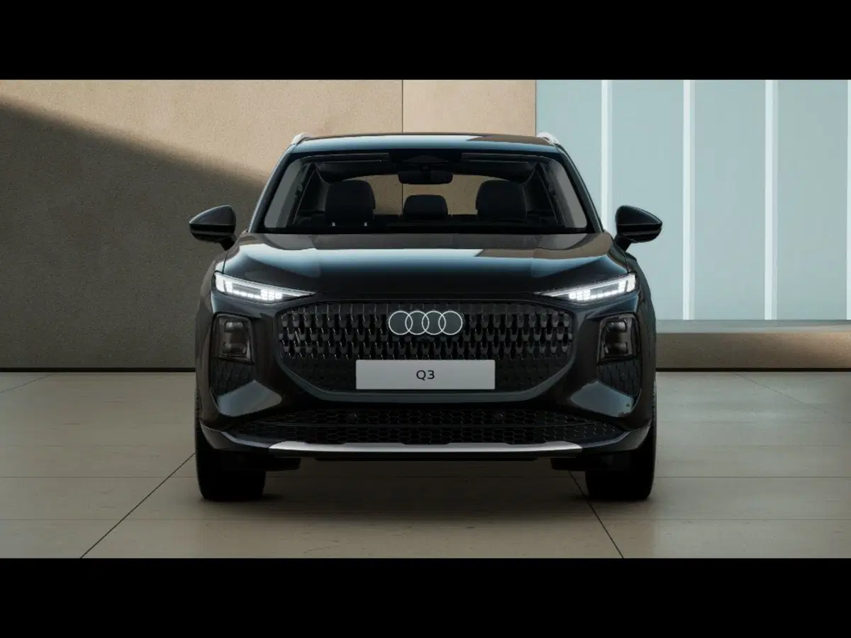 Audi Q3 Sportback nuova a Livorno (4)