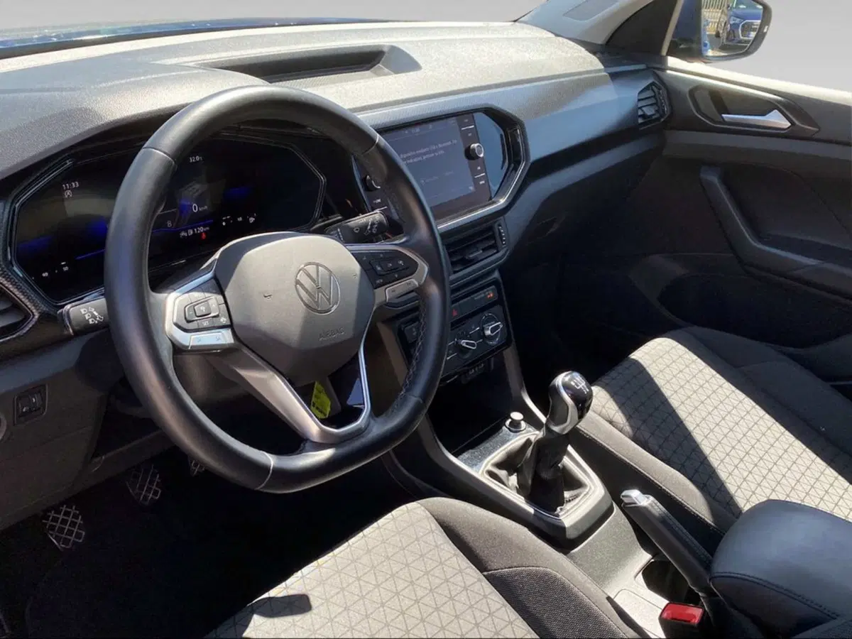 Volkswagen T-Cross usata a Livorno (13)