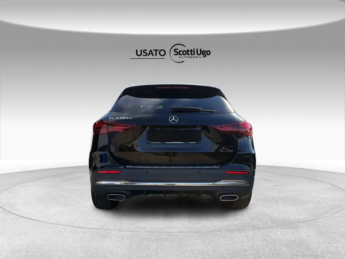 Mercedes-Benz GLA SUV usata a Grosseto (5)