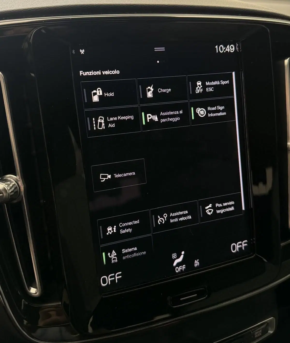 Volvo XC40 usata a Parma (11)
